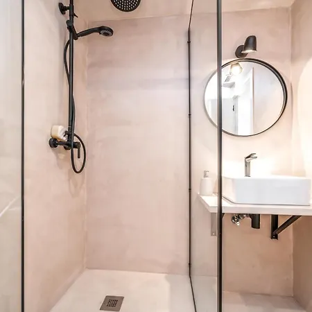 Granvia732 Apartment Barcelona Exterior photo
